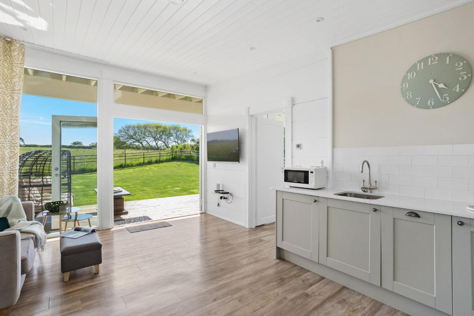 Thistledown Lodge, Nr Saunton Georgeham Экстерьер фото